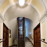 Bed & Breakfast In - Termini Train Station
